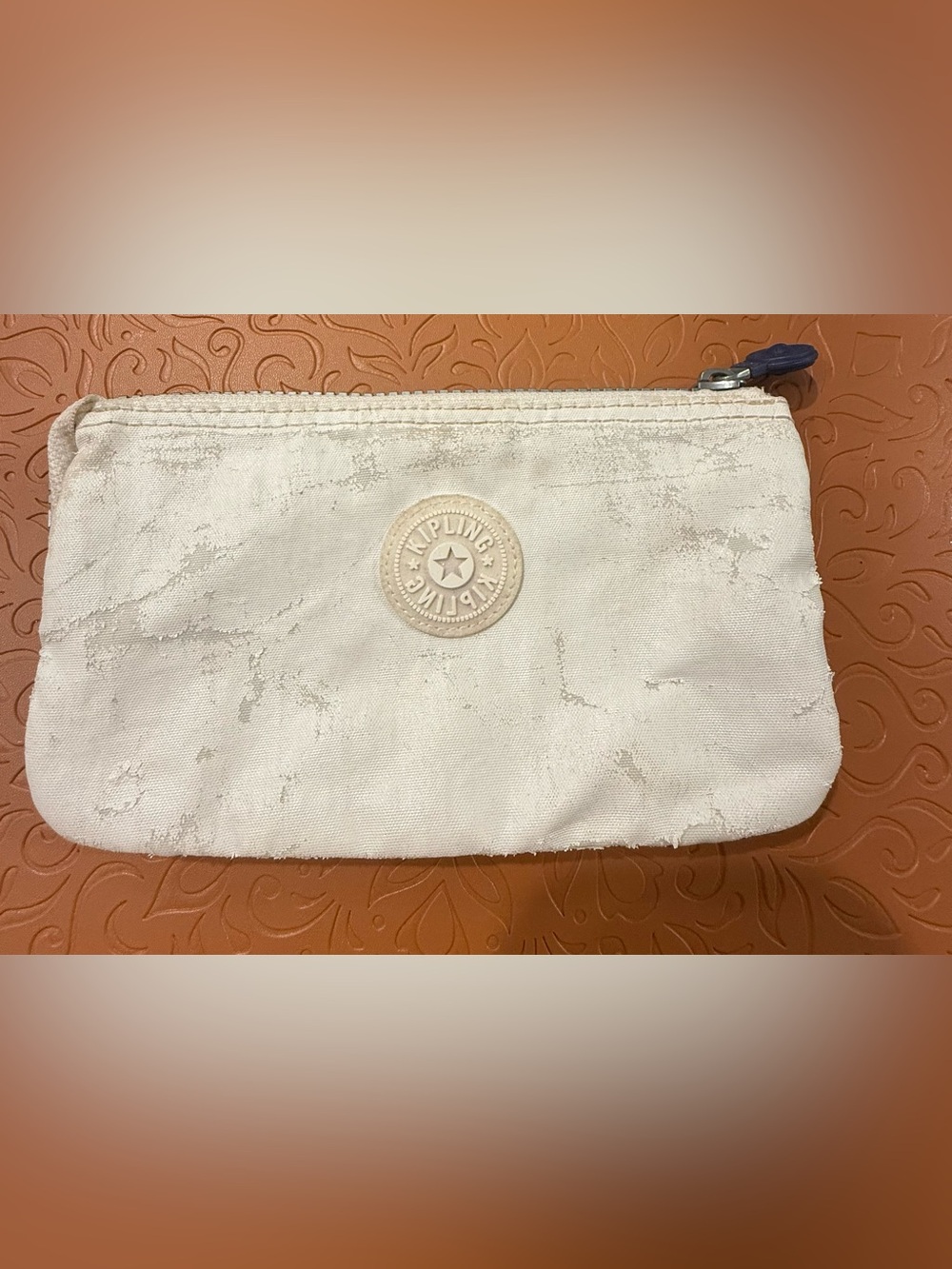 Pre-owned Kipling Cream White Zip Pouch